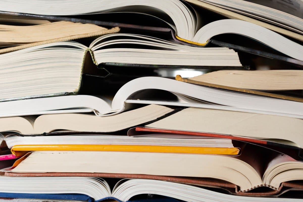 Authors vs. Publishers: The Legal Battle Over AI Training Settlements
